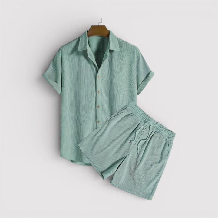 Curt™ | Sommerset mit Hemd und Shorts