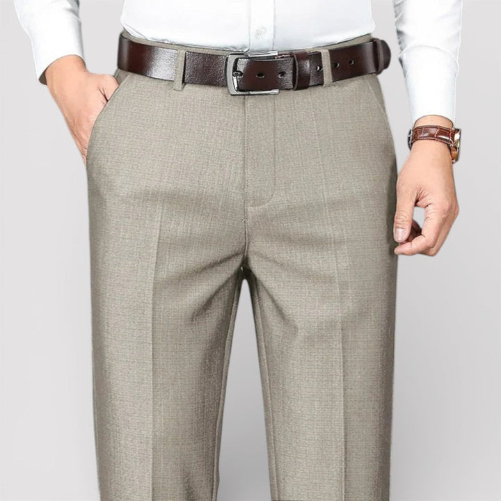 Emmerich™ | Leichte Hose mit Bügelfalte