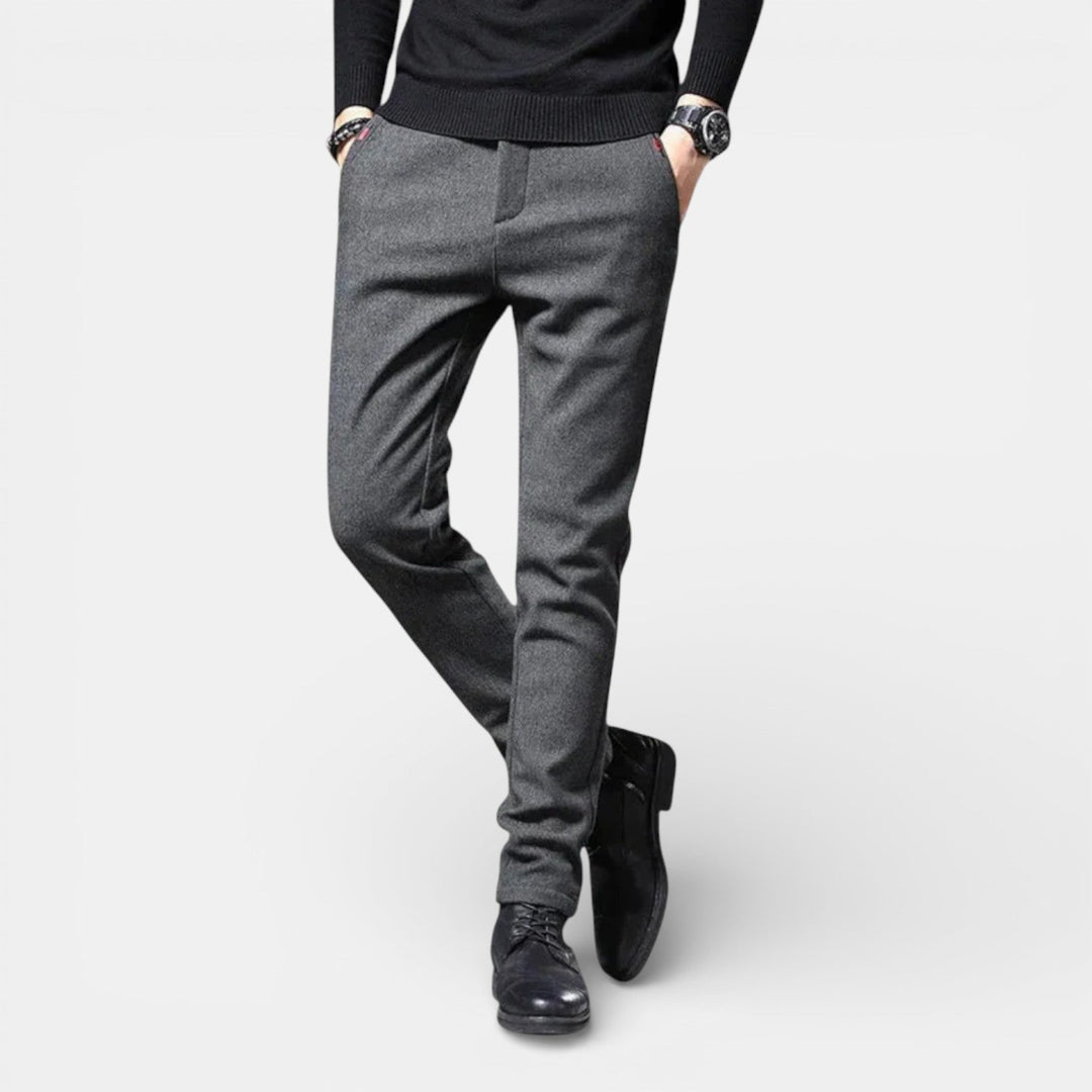 Ignaz™ | Schlanke Tapered-Hose mit glatter Oberfläche