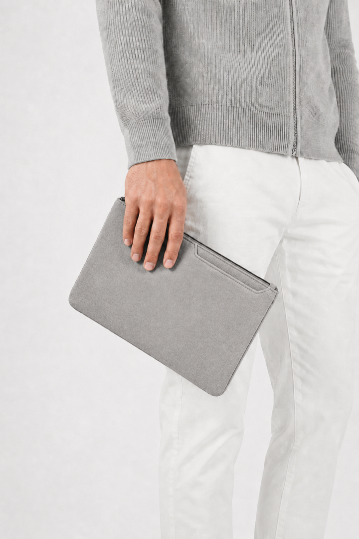 Linus™ | Hellgraue Clutch-Tasche