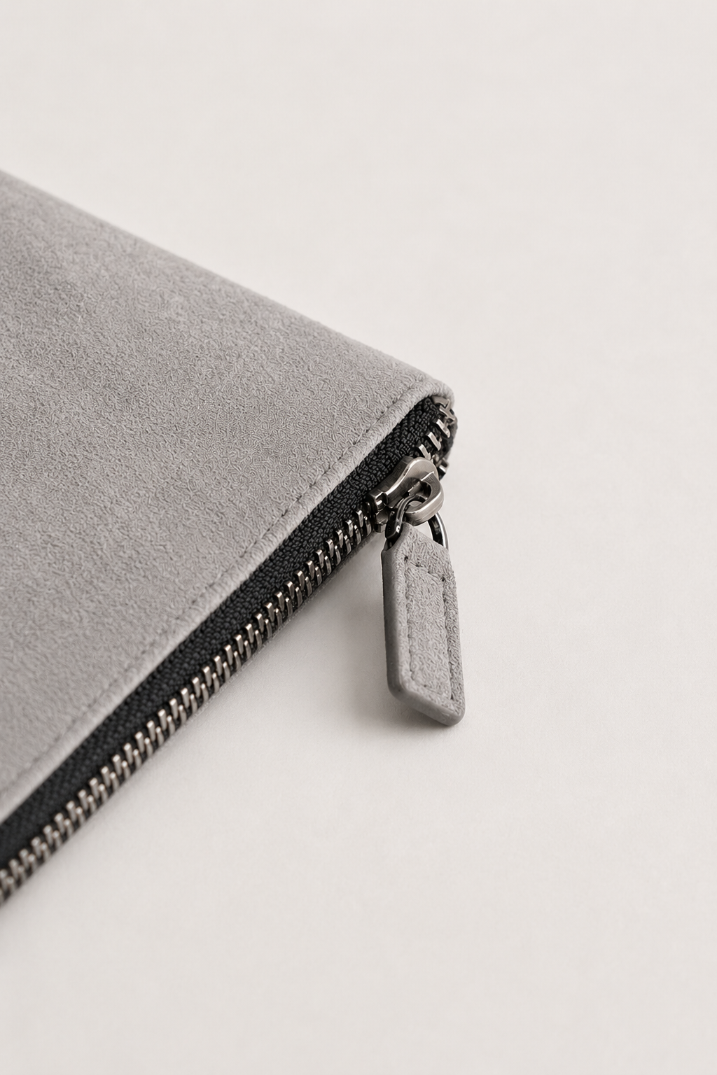 Linus™ | Clutch-Tasche Hellgrau