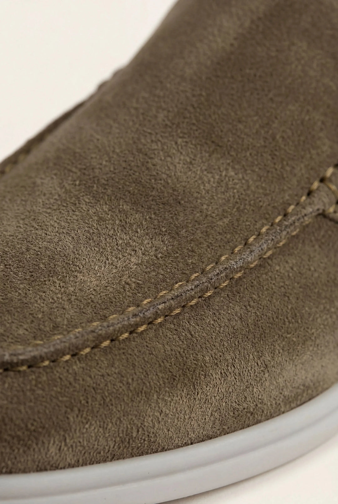 Olive Wildleder Yacht Mule