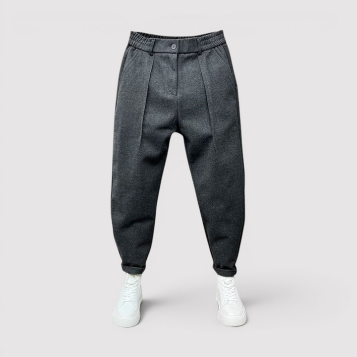 Eberhard™ | Leichte Tapered-Hose mit klarer Linie