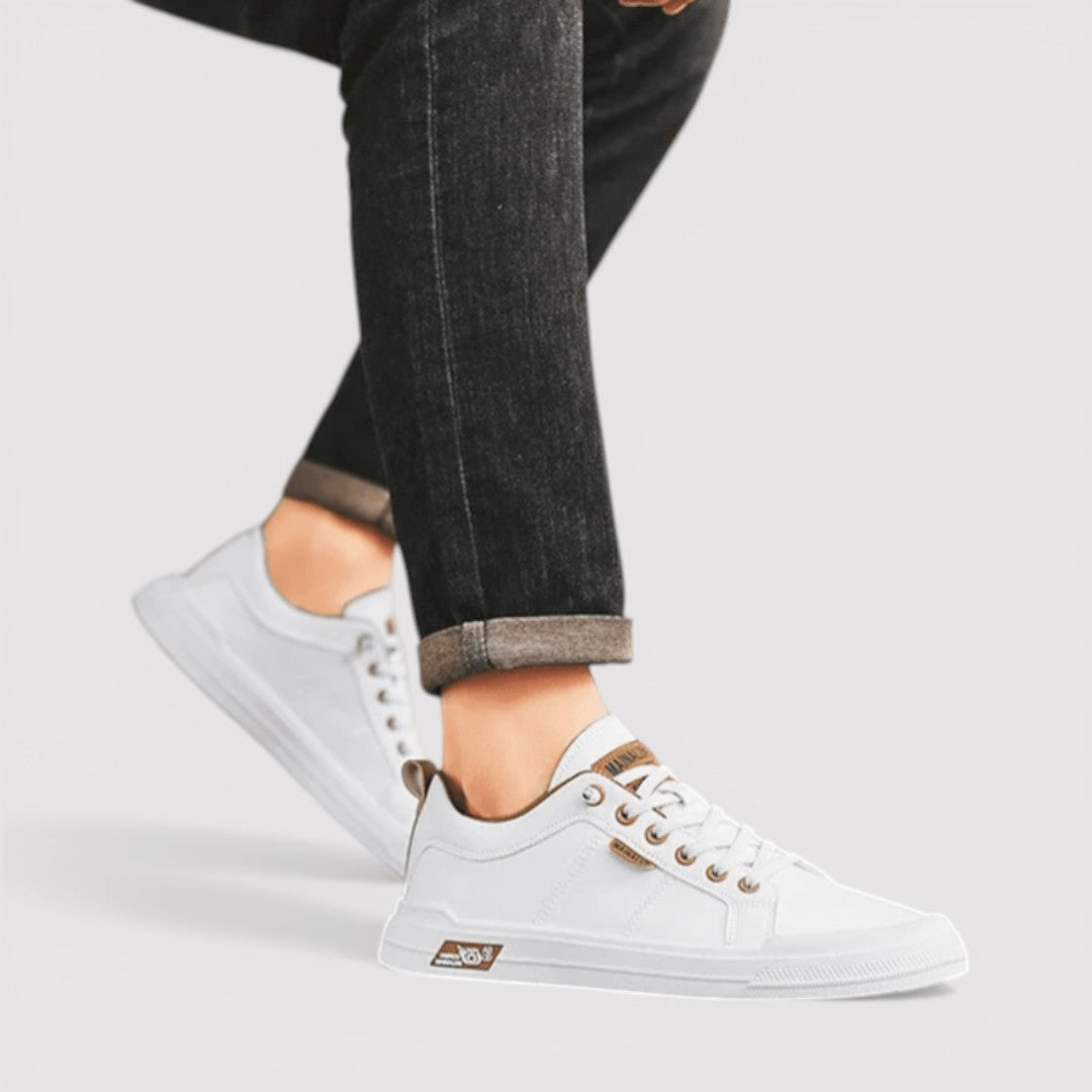 Traugott™ | Leichte Sneakers mit Metallösen